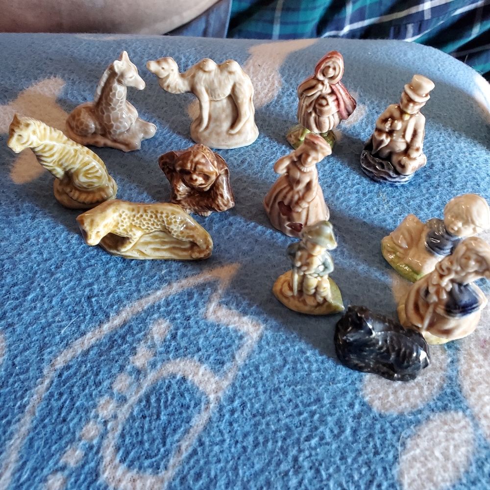 Vintage Wade England  Porcelain Figurines